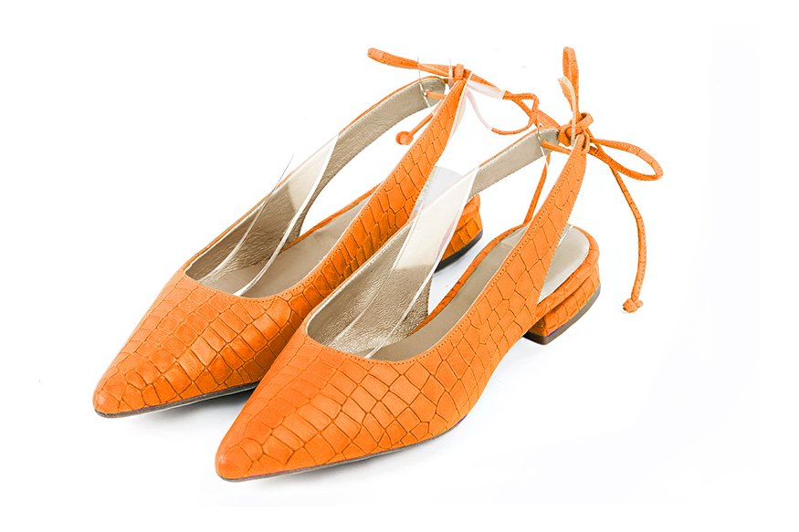 Women's apricot orange slingback dress shoes. Pointed toe. Flat flare heels - Front view